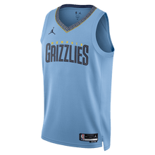 Load image into Gallery viewer, Memphis Grizzlies Men&#39;s Nike PREORDER Statement Jersey #15 Clarke